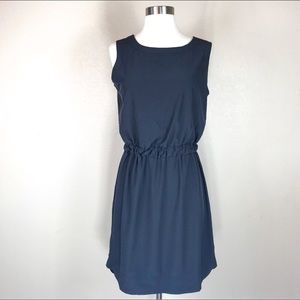 Athleta cinched waist casual dress